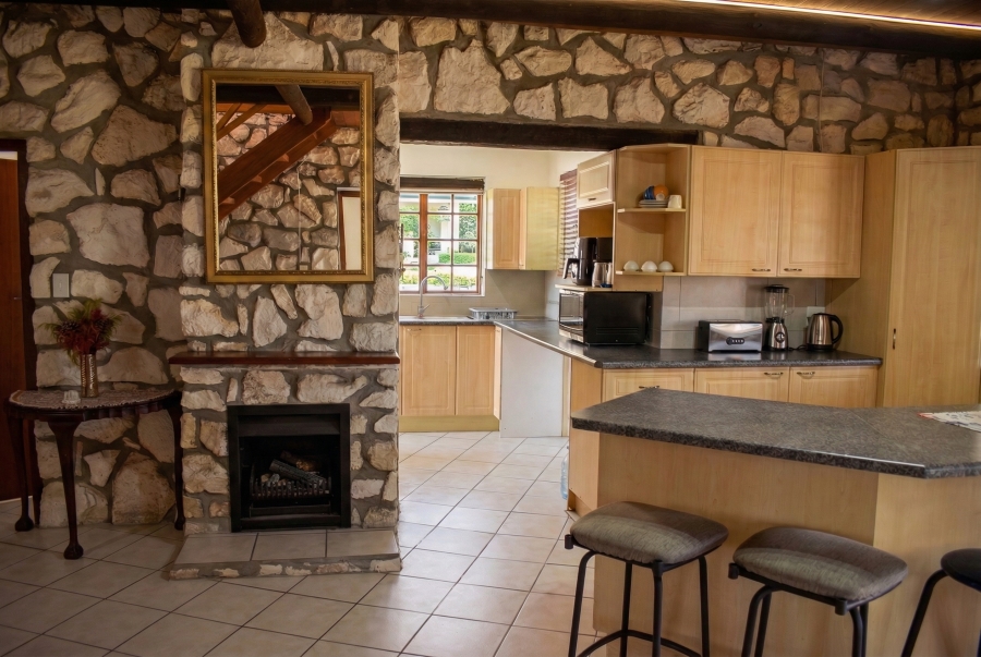 4 Bedroom Property for Sale in Struisbaai Western Cape